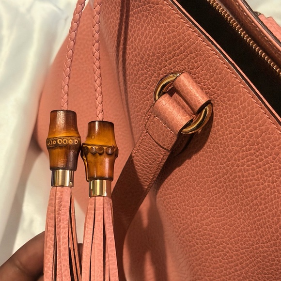 Gucci Blush Leather Satchel with Gold Accents - Picture 12 of 15